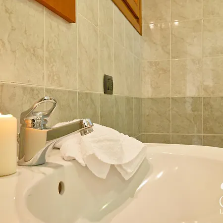 Ilenia Apartament Raffa